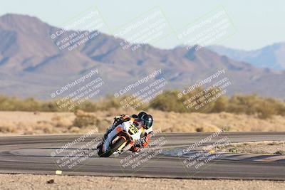 media/Dec-07-2025-CVMA (Sun) [[3e7d2de5dc]]/Race 17-Amateur Formula Middleweight/